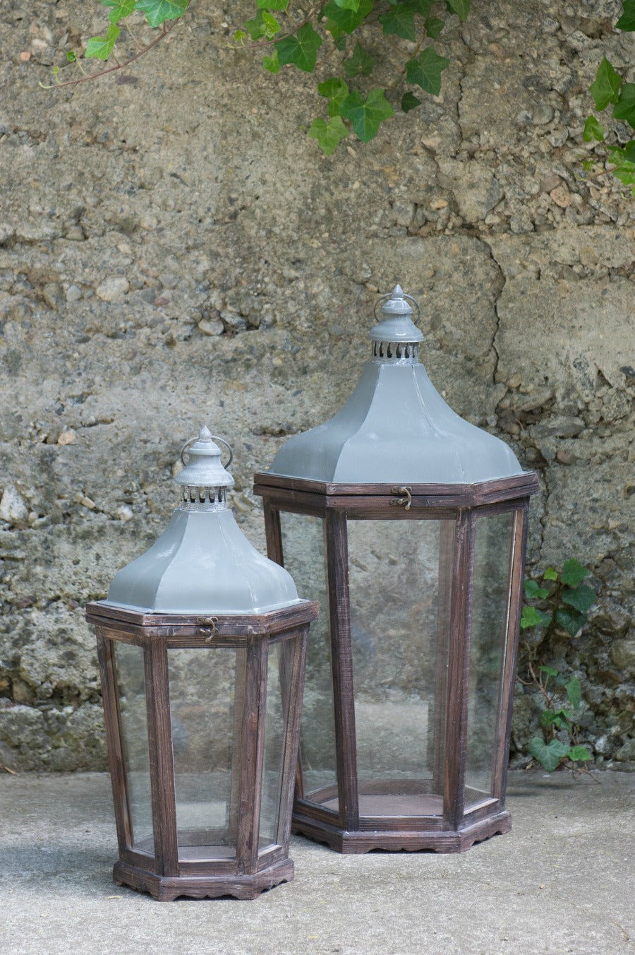 rustic wooden country club lanterns