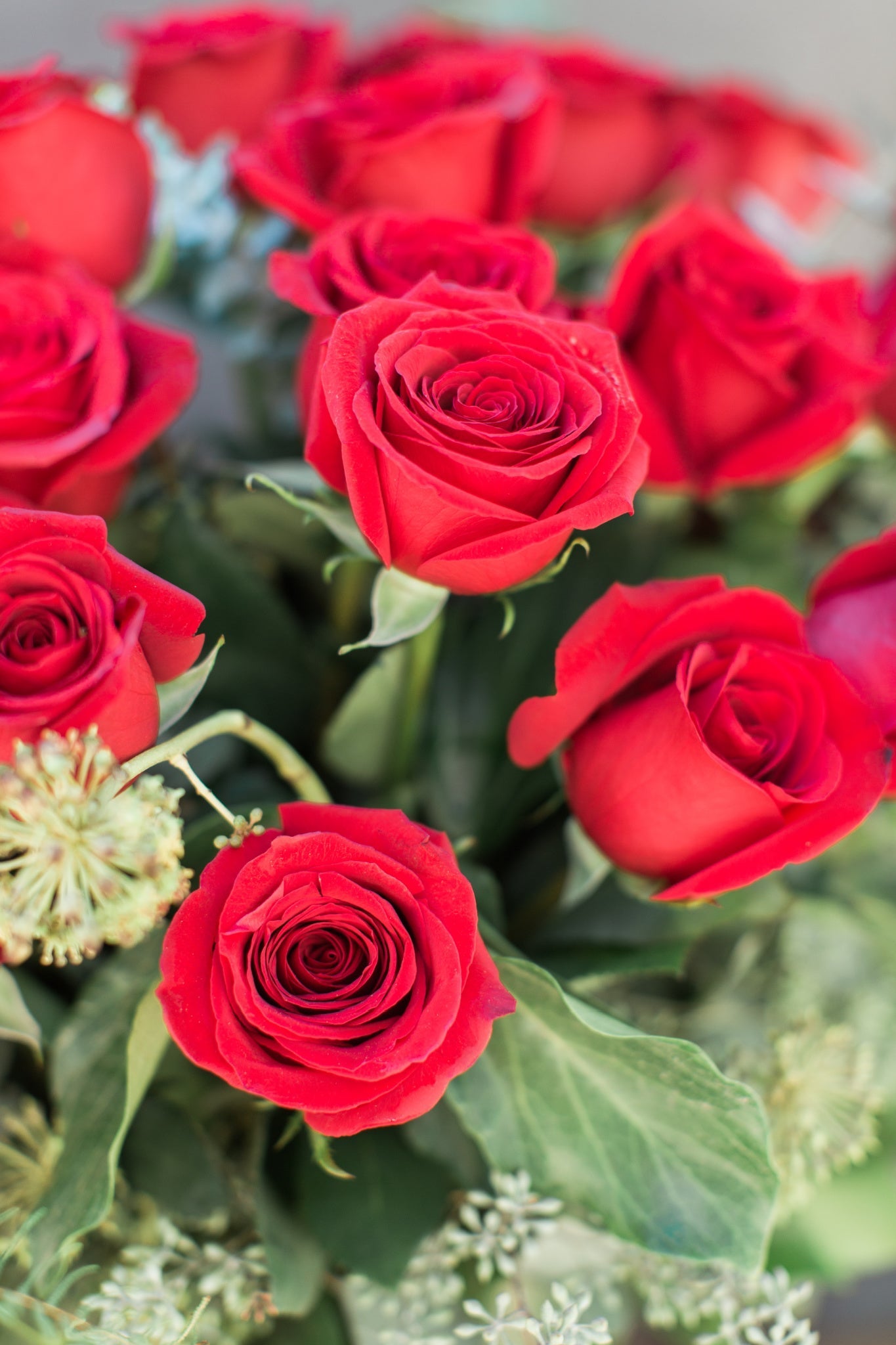 romantic centerpiece with long stem roses for delivery in santa cruz county