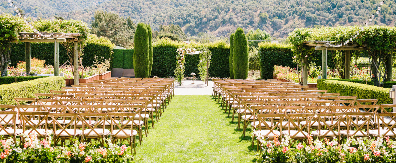 Summer garden wedding at Bearnadus with planning and design by E Events Co.